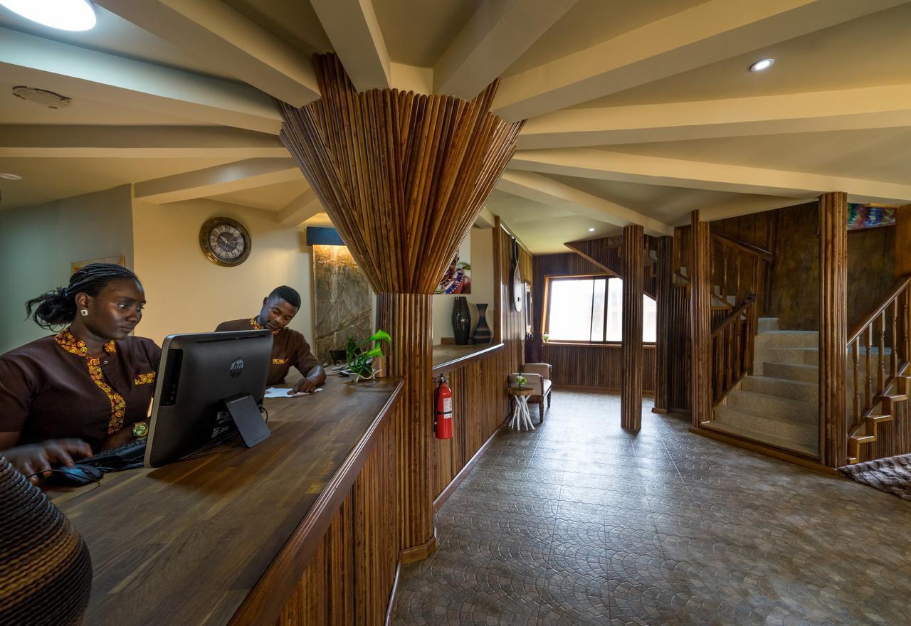 Maaha Beach Resort Anochi Bagian luar foto