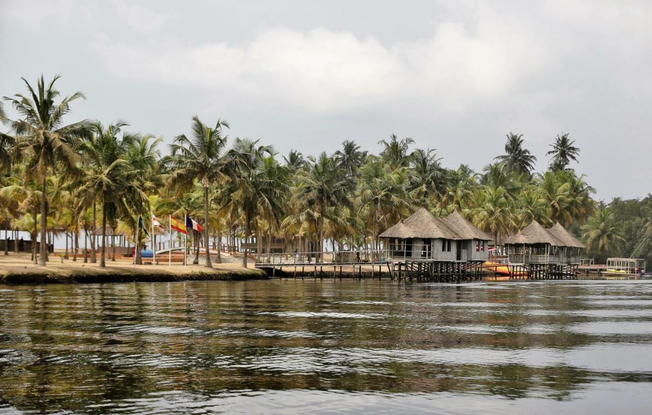 Maaha Beach Resort Anochi Bagian luar foto